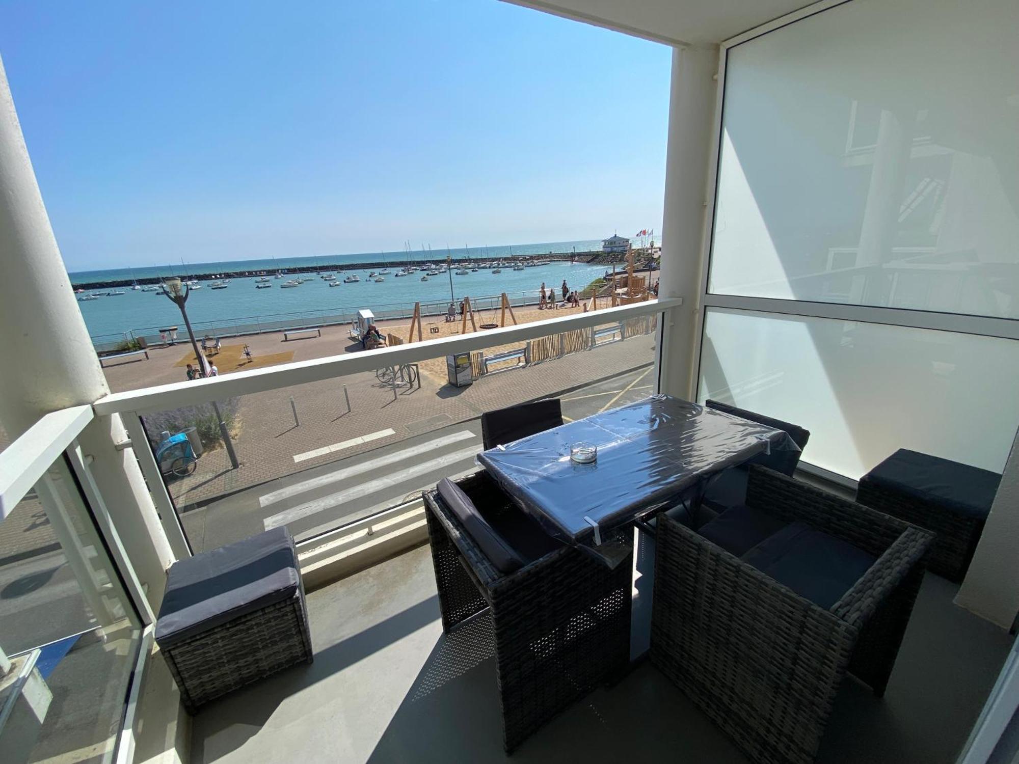Appartement Vue Sur Mer Et Le Port Жар-сюр-Мер Экстерьер фото